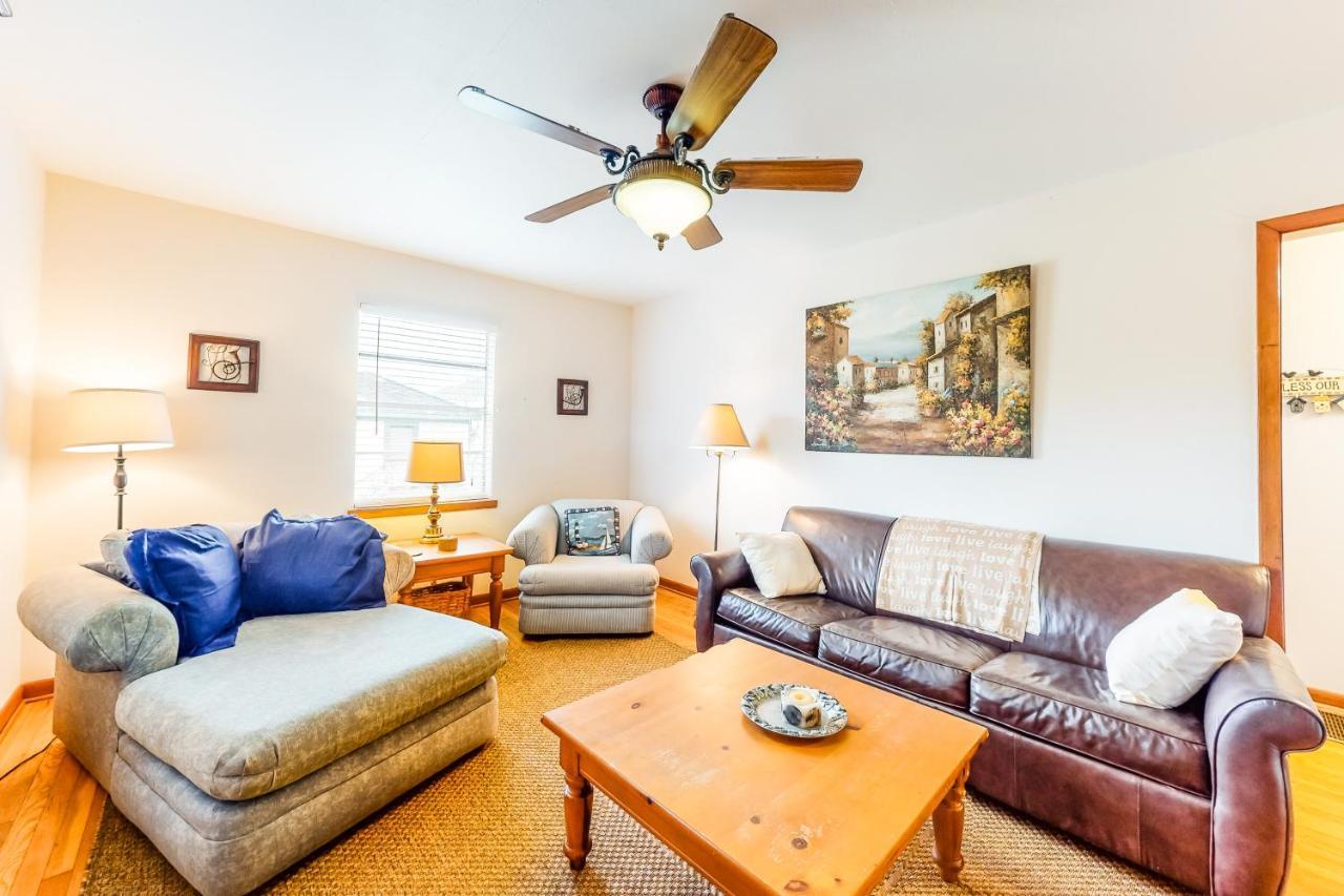 Backyard Escape Apartment Galveston Ngoại thất bức ảnh