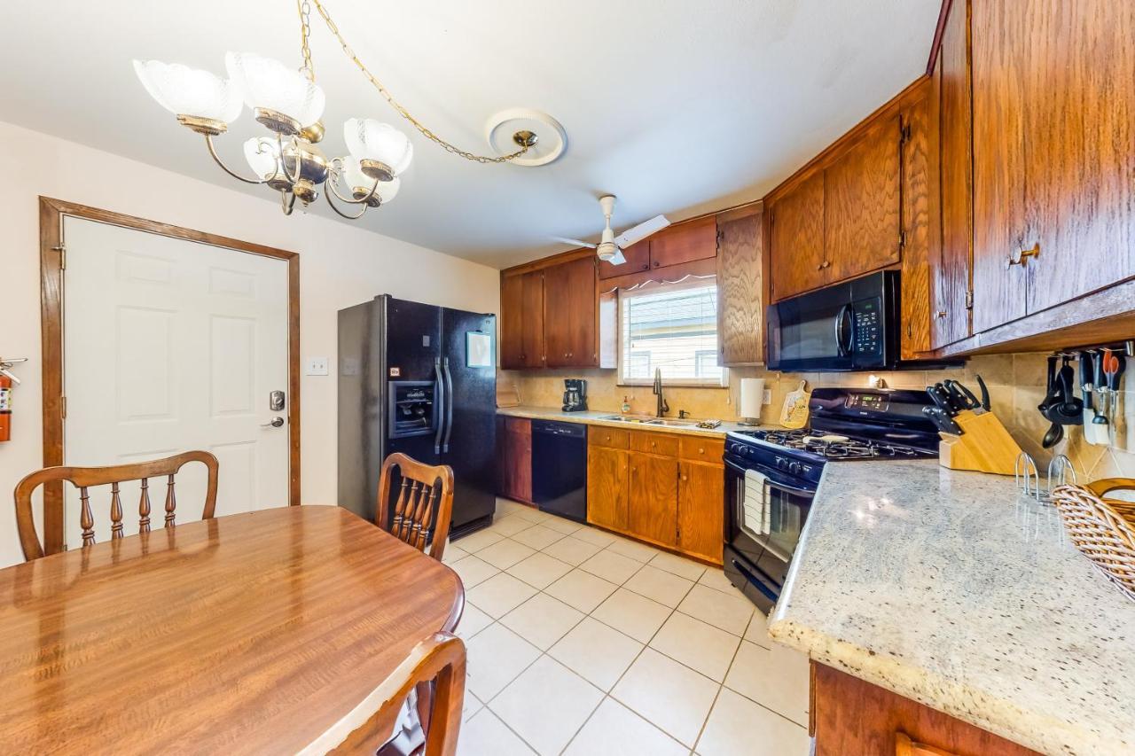 Backyard Escape Apartment Galveston Ngoại thất bức ảnh